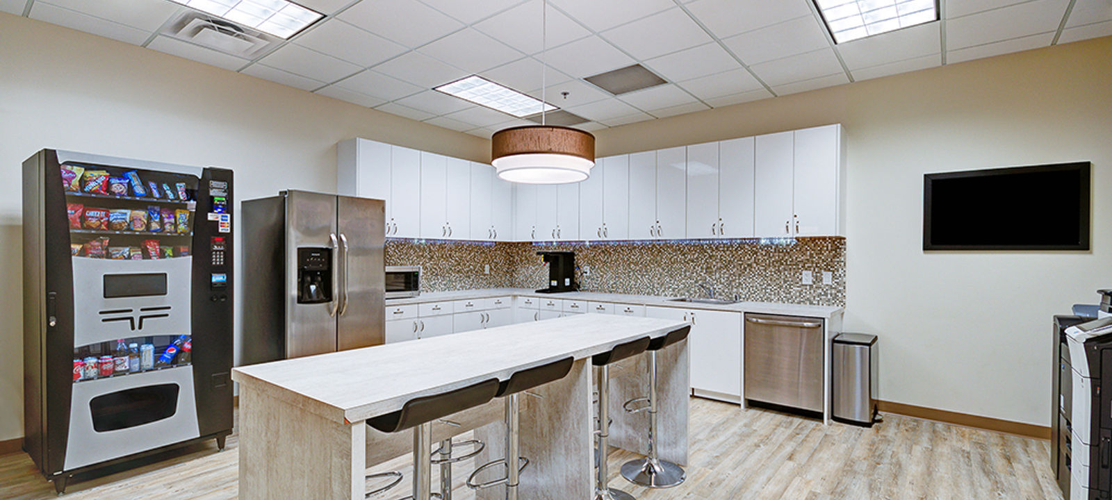 700 Central Expressway South, Allen - Image 1