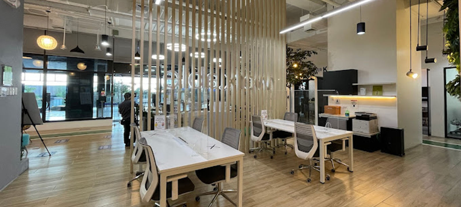 Bridgetowne Destination Estate Eulogio Rodriguez Jr Avenue C-5, Quezon City - Image 1