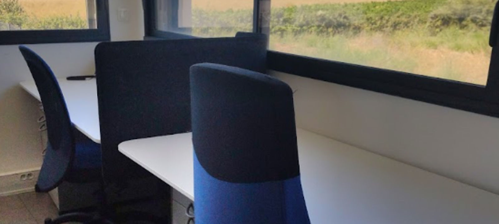 190 Rue Topaze, Éguilles - Image 1