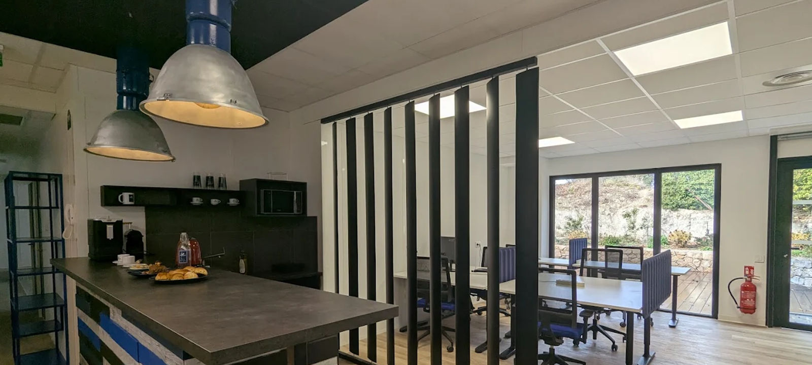 302 Rue De La Gare, Venelles - Image 1