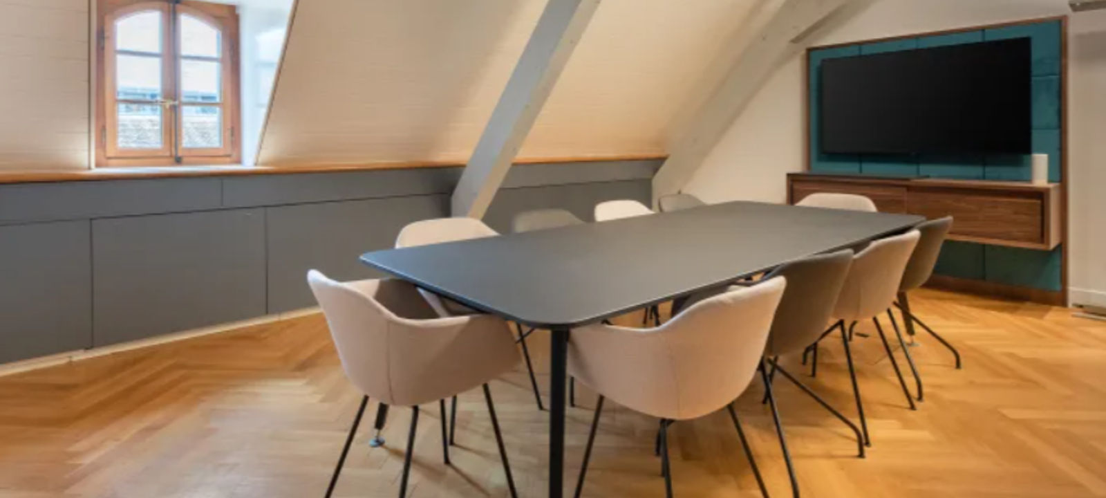 16-20 Causeway, Teddington - Image 1