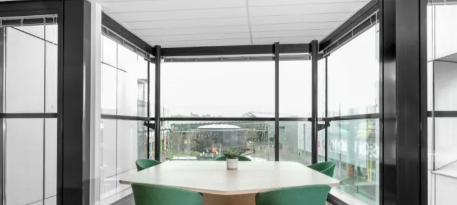 16-20 Causeway 16-20 Causeway, Teddington - Image 1