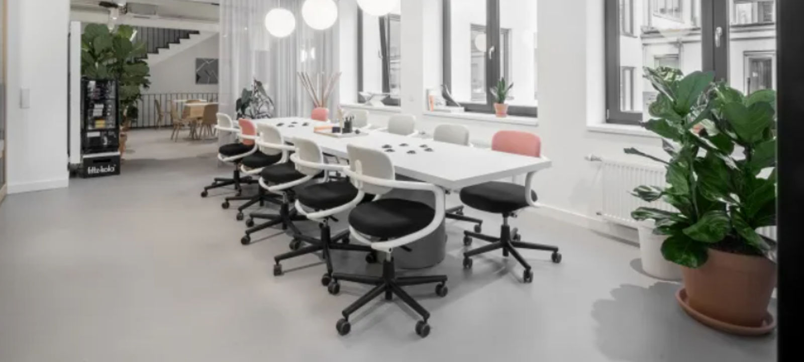 371 Ne Gilman Blvd 371 Ne Gilman Blvd, Issaquah - Image 1