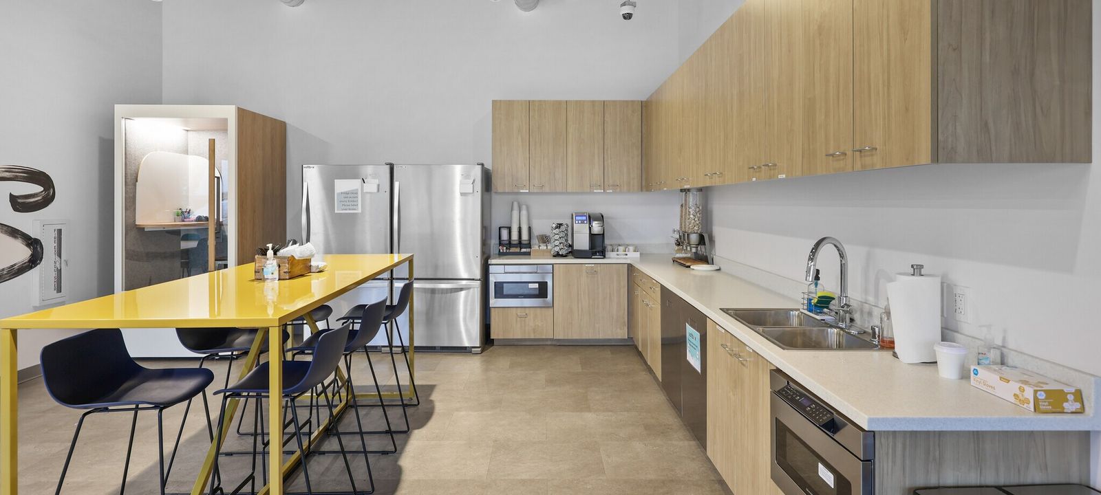 2335 W 208th St 2335 W 208th St, Torrance - Image 1