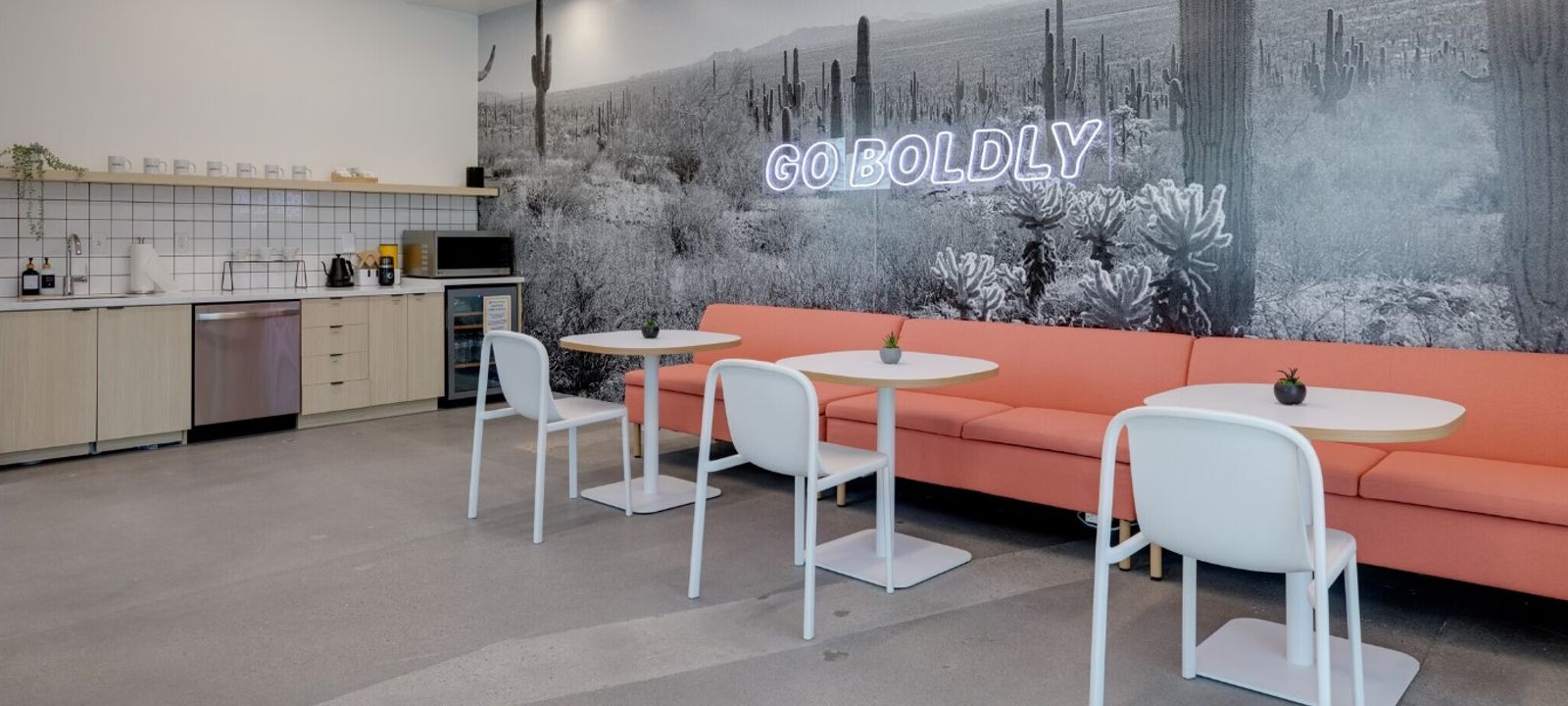 910 W Carver Rd, Tempe - Image 1