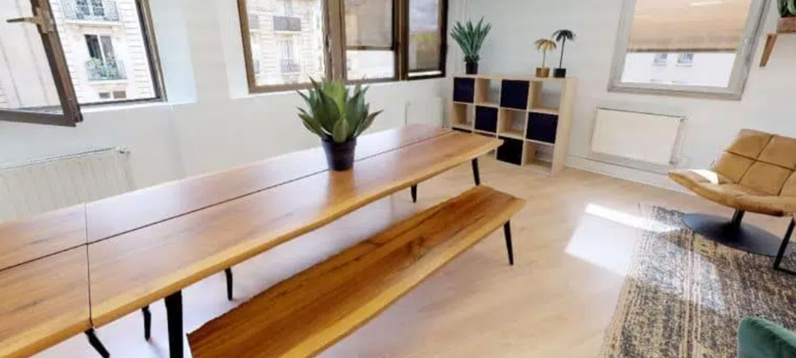 5 Pl Du Colonel Fabien, Paris - Image 1