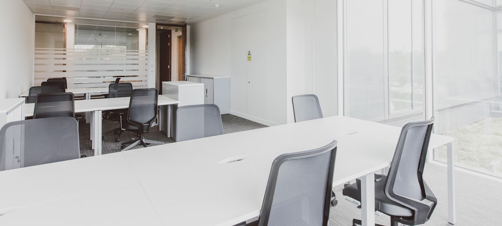 4 Longwalk, Stockley Park - Image 1