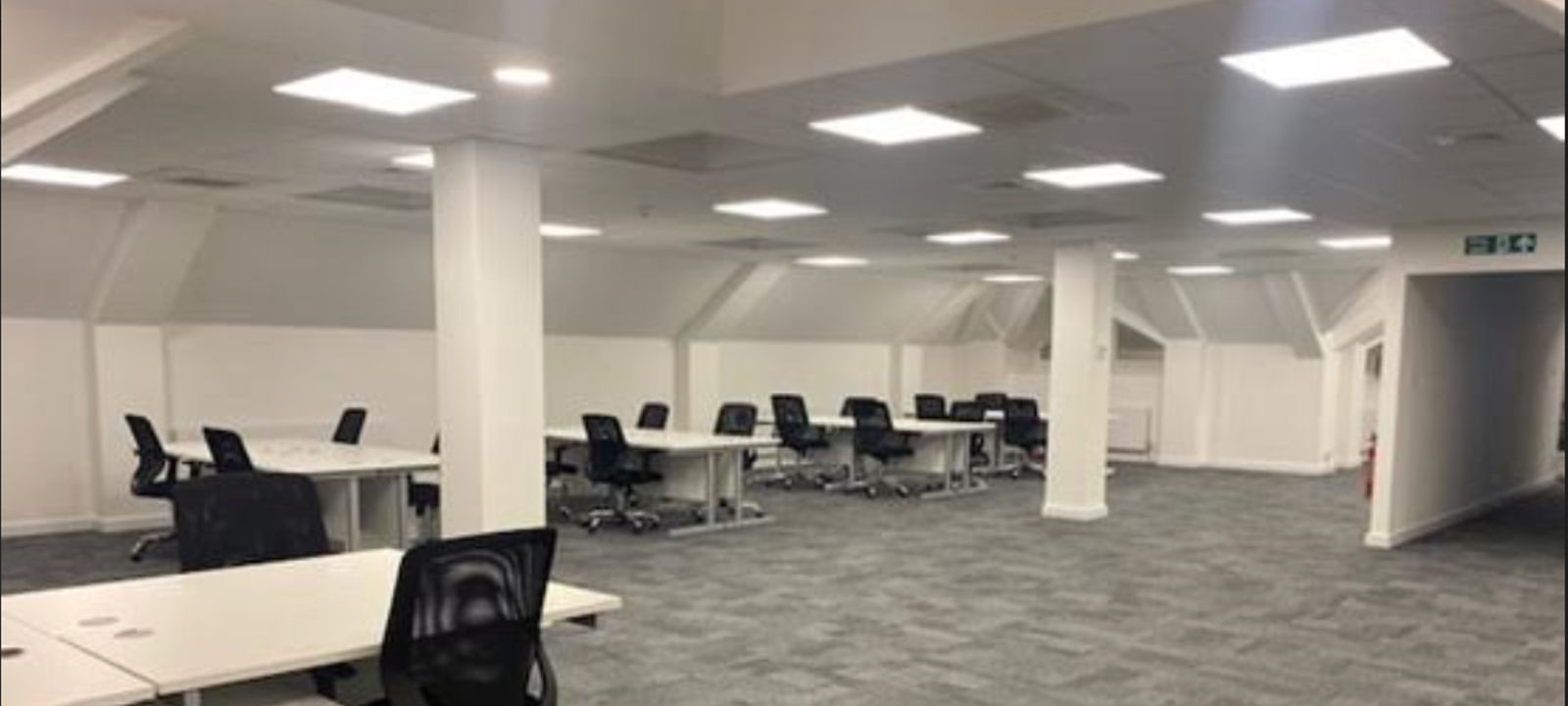 81 Bridge Road, East Molesey - Image 1