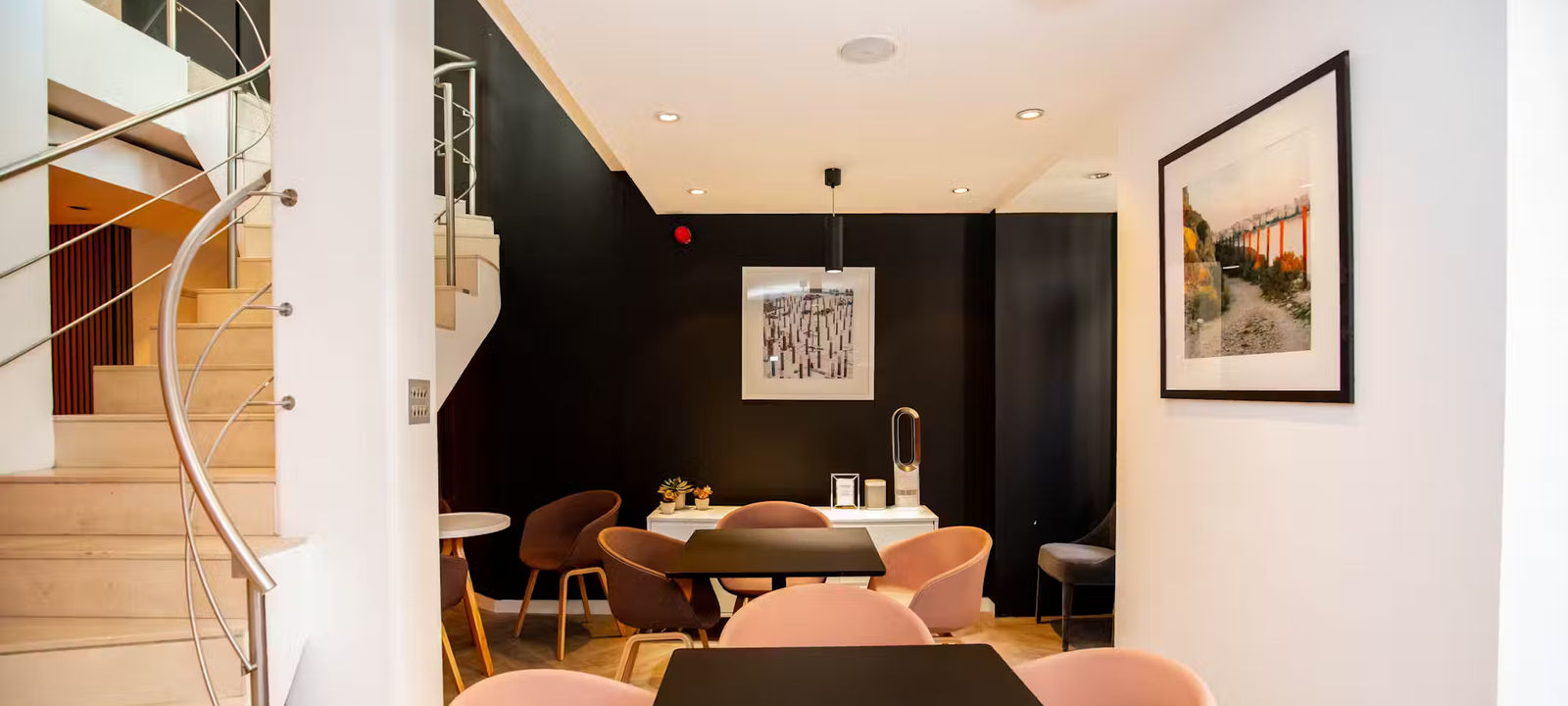 12-12a Margaret Street, Fitzrovia - Image 1