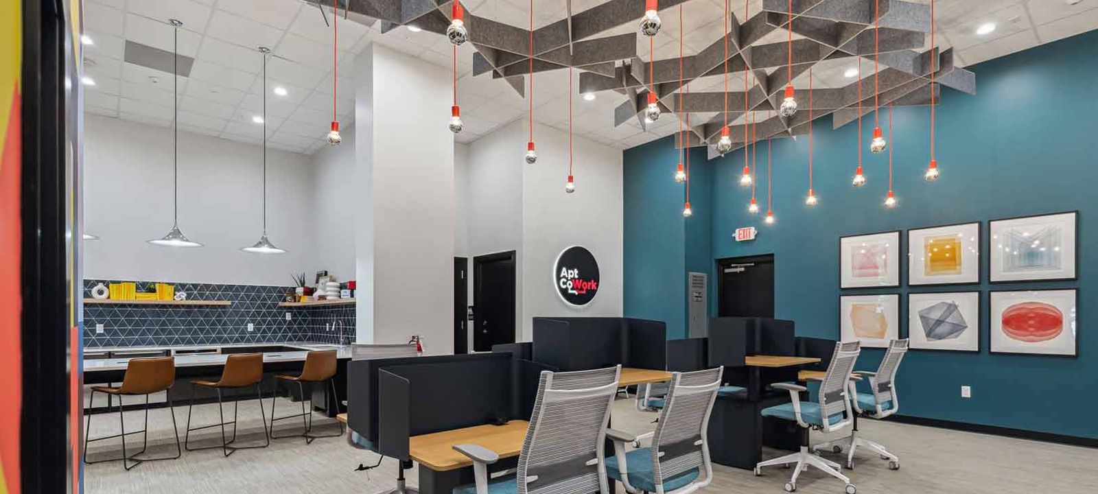 3870 Ponte Ave, Addison - Image 1