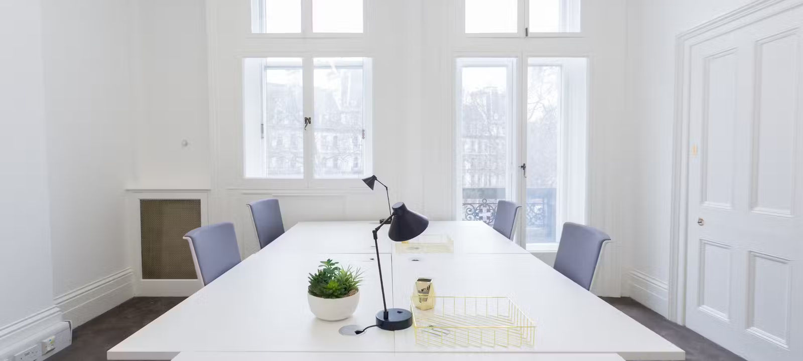 7 Grosvenor Gardens, Victoria - Image 1