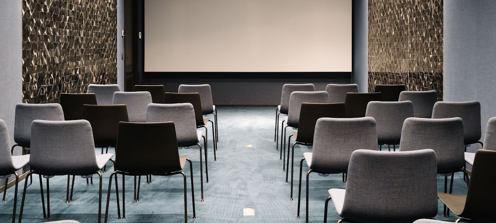 7 Quai Du Commerce, Brussels - Image 1