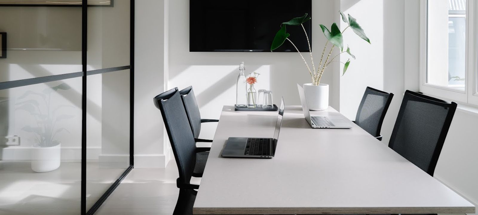 7 Quai Du Commerce, Brussels - Image 1