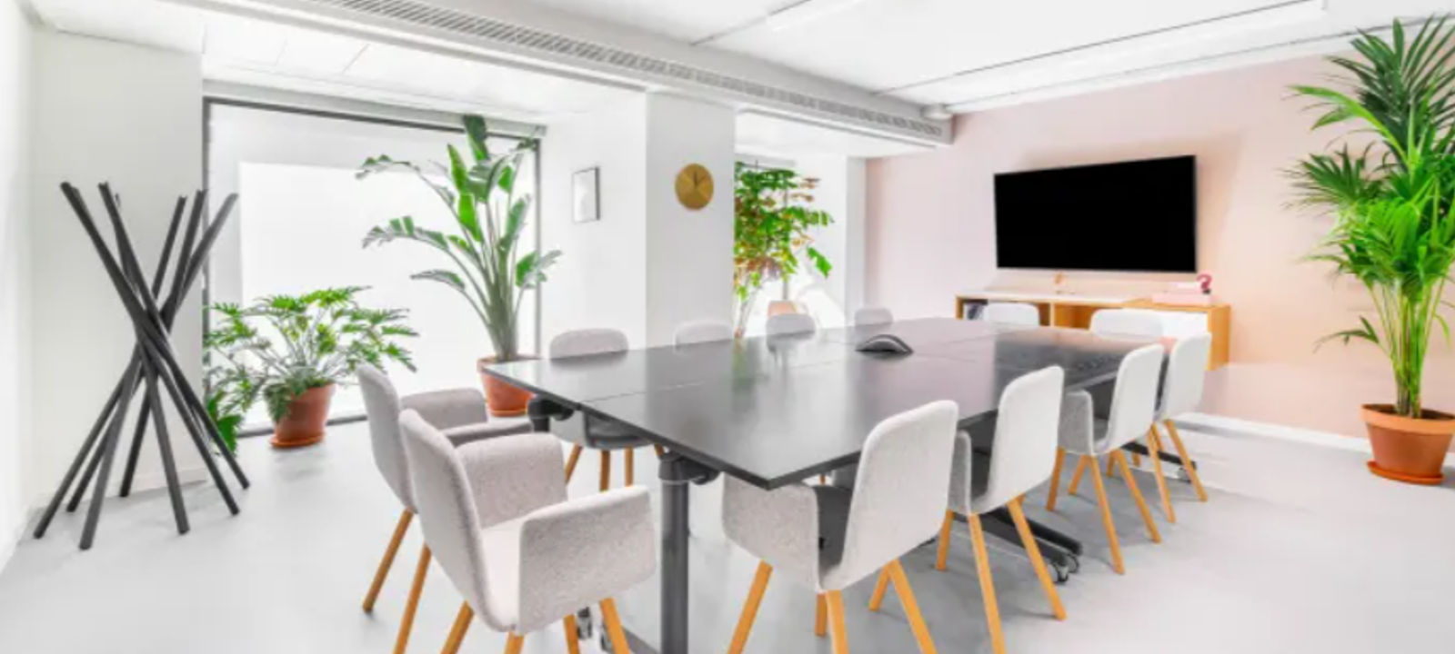 24 Juan Sebastian Elcano, Malaga - Image 1