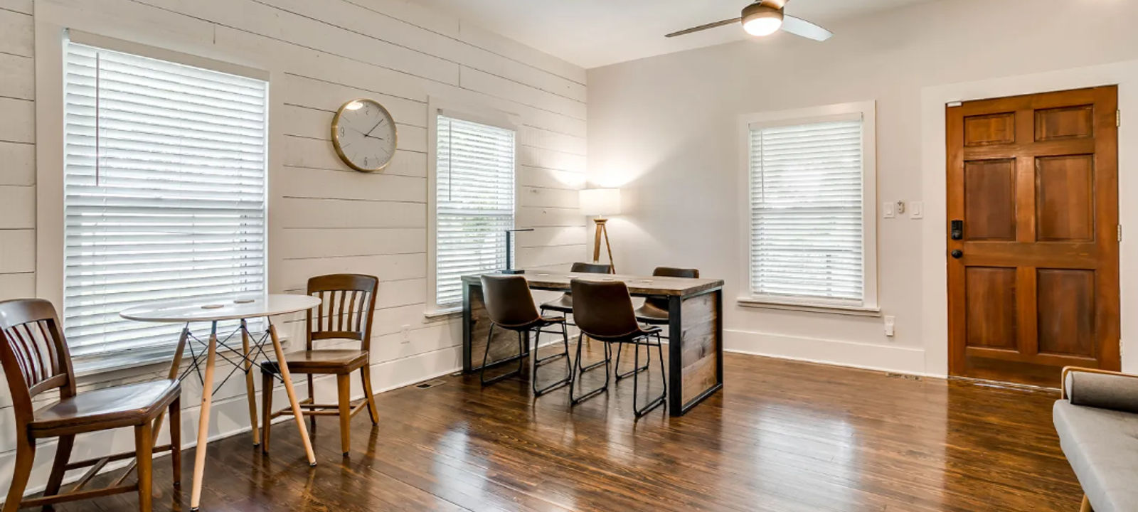 173 W Main St, Azle - Image 1
