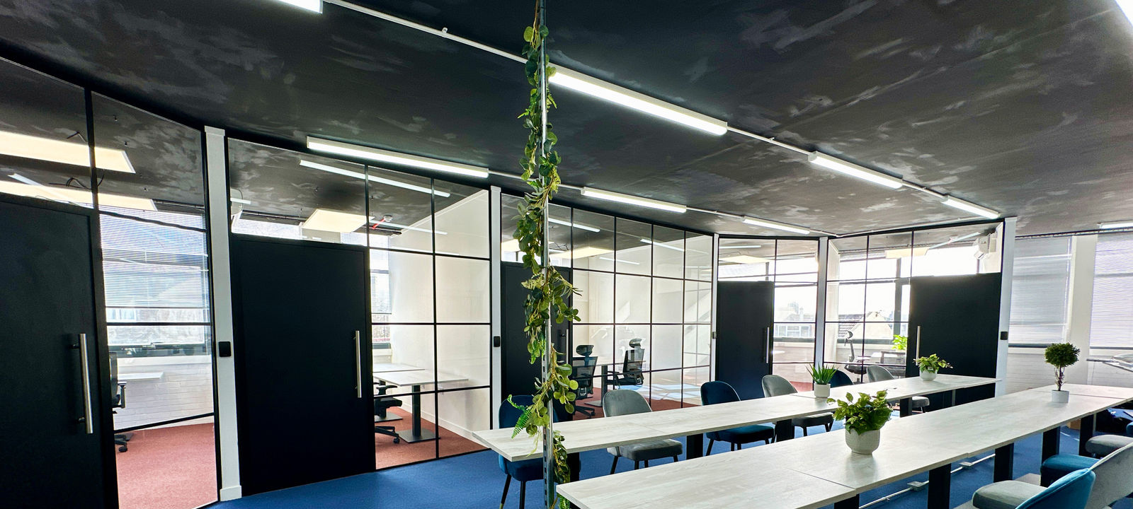 5-7 High Street 5-7 High Street, Greater London - Image 1