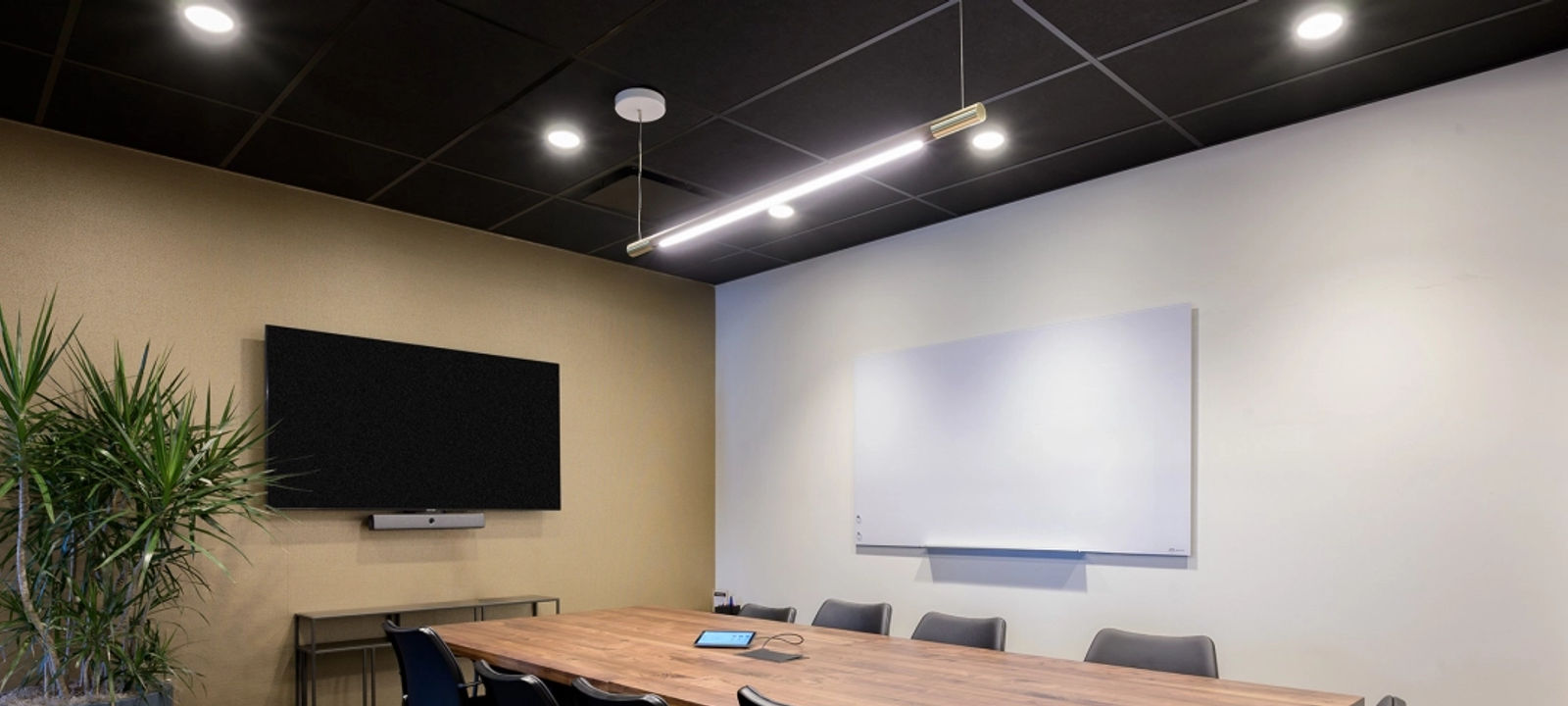 25 S Arizona Place, Chandler - Image 1