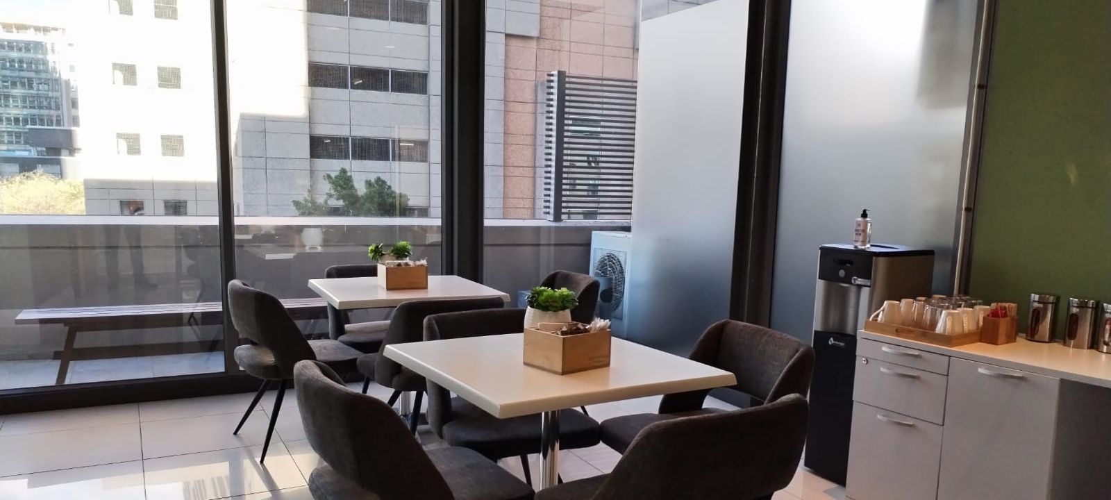 24 Hans Strijdom Avenue, Cape Town - Image 1