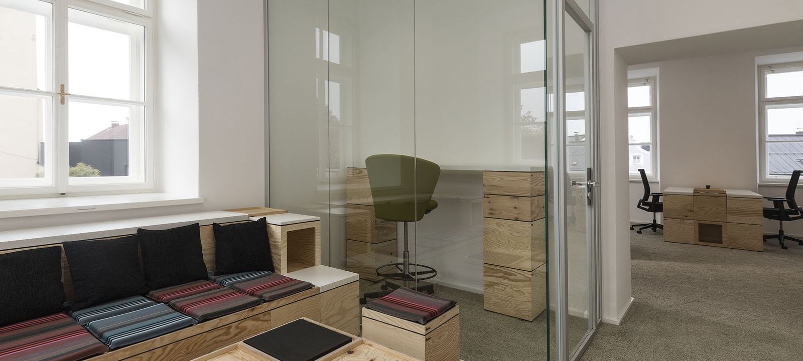 1 Klosterplatz 1 Klosterplatz, Gmunden - Image 1