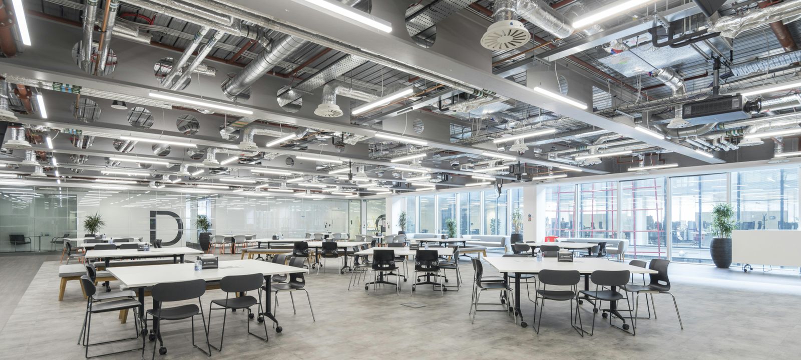 10 Bishops Square, London - Image 1