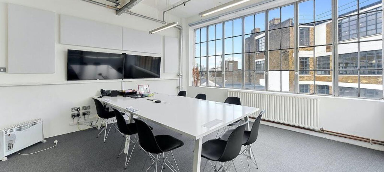 118 Commercial Street, London - Image 1