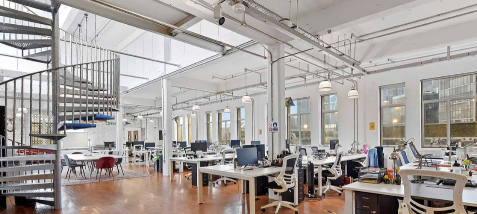 118 Commercial Street, London - Image 1