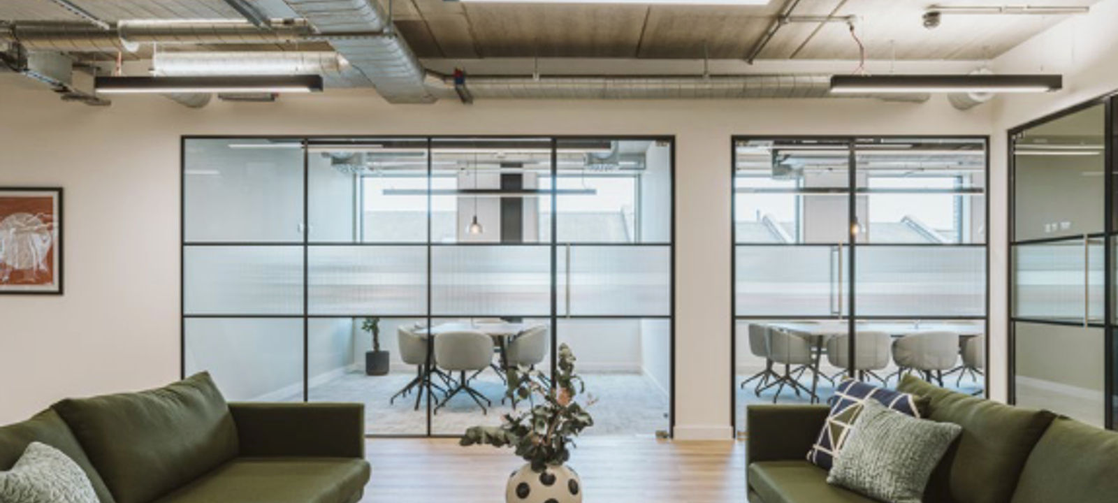 10 White Lion Street, Angel - Image 1