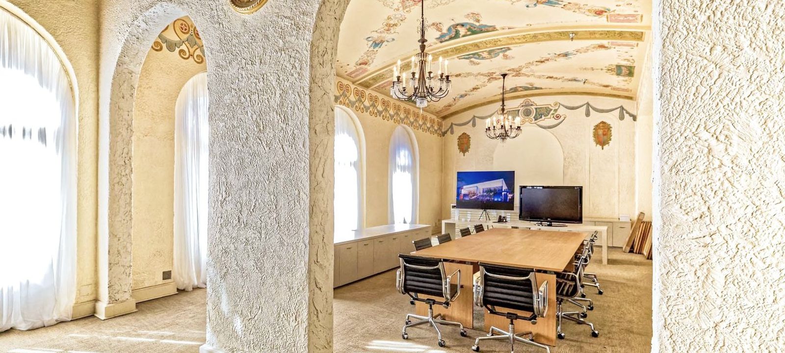 310 N Mesa St, El Paso - Image 1