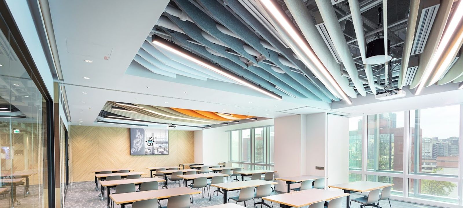 No. 2 Sec 3 Minsheng E Rd, Zhongshan District - Image 1