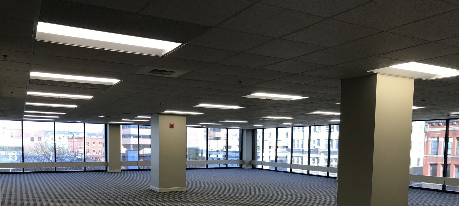 1000 Elm St, Manchester - Image 1