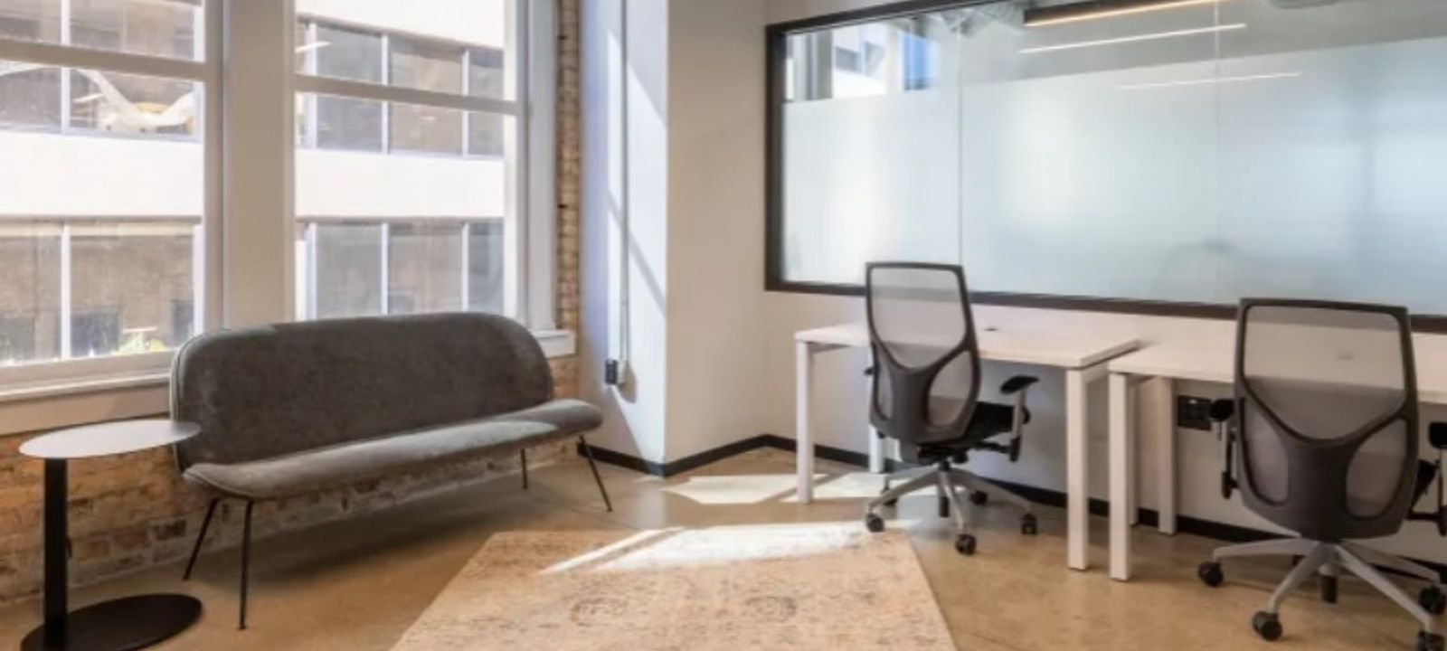 1467/8 Phahonyothin Roadphaya Thai District, Bangkok - Image 1