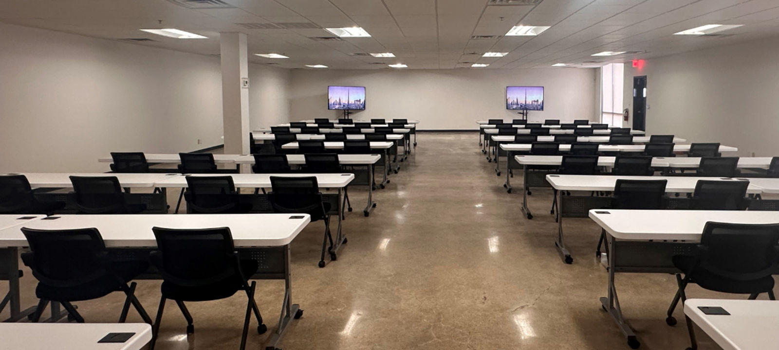 152 Continental Ave, Dallas - Image 1