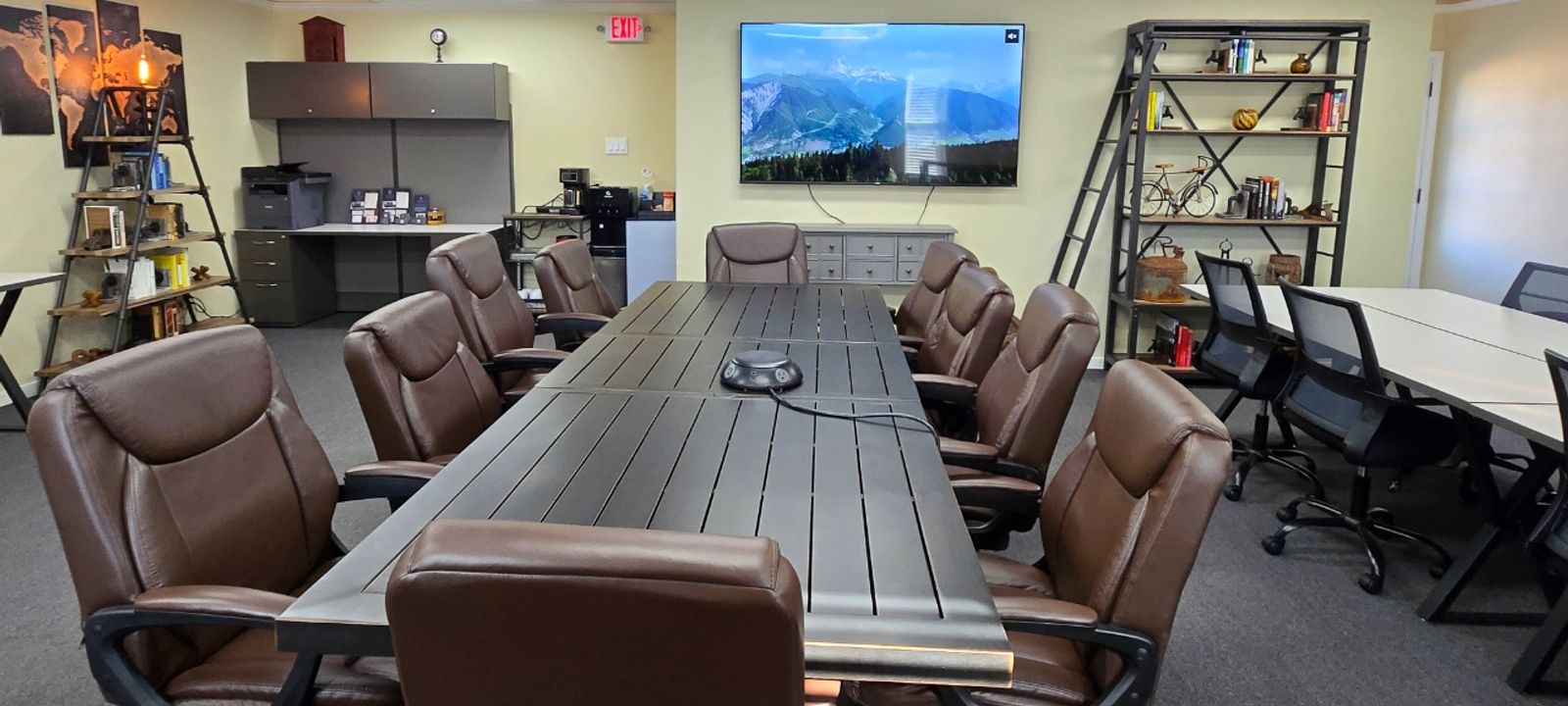 2409 Maxwell Ln, Deer Park - Image 1