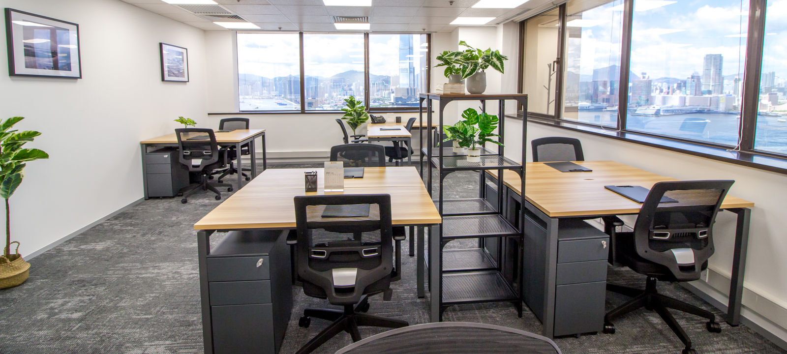 111 Connaught Road Central, Sheung Wan - Image 1