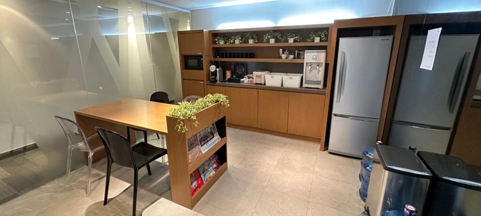 30 Canton Road 30 Canton Road, Tsim Sha Tsui - Image 1