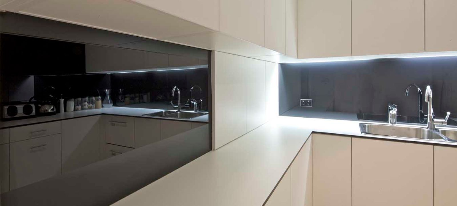 2 Hill Street, Surry Hills - Image 1