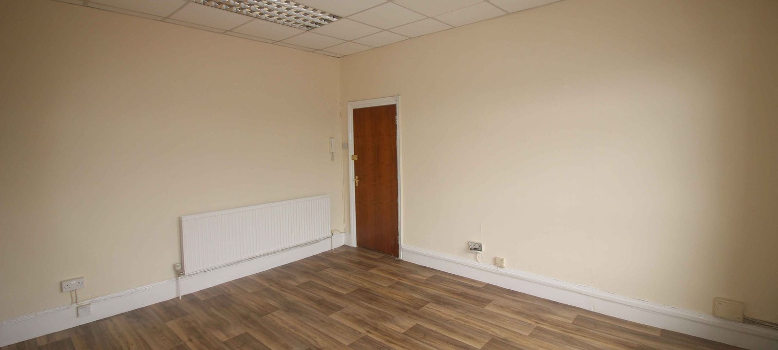 8 Gainsborough Road, Bushwood - Image 1