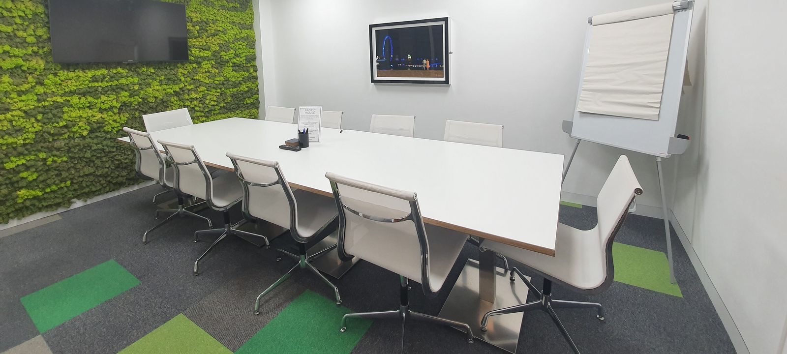 Relay Point, Tamworth - Image 1