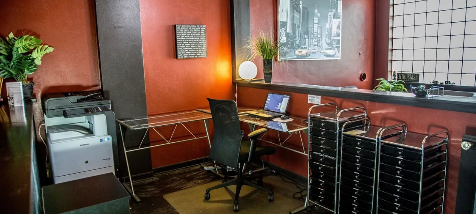 927 E 8th St, Sioux Falls - Image 1