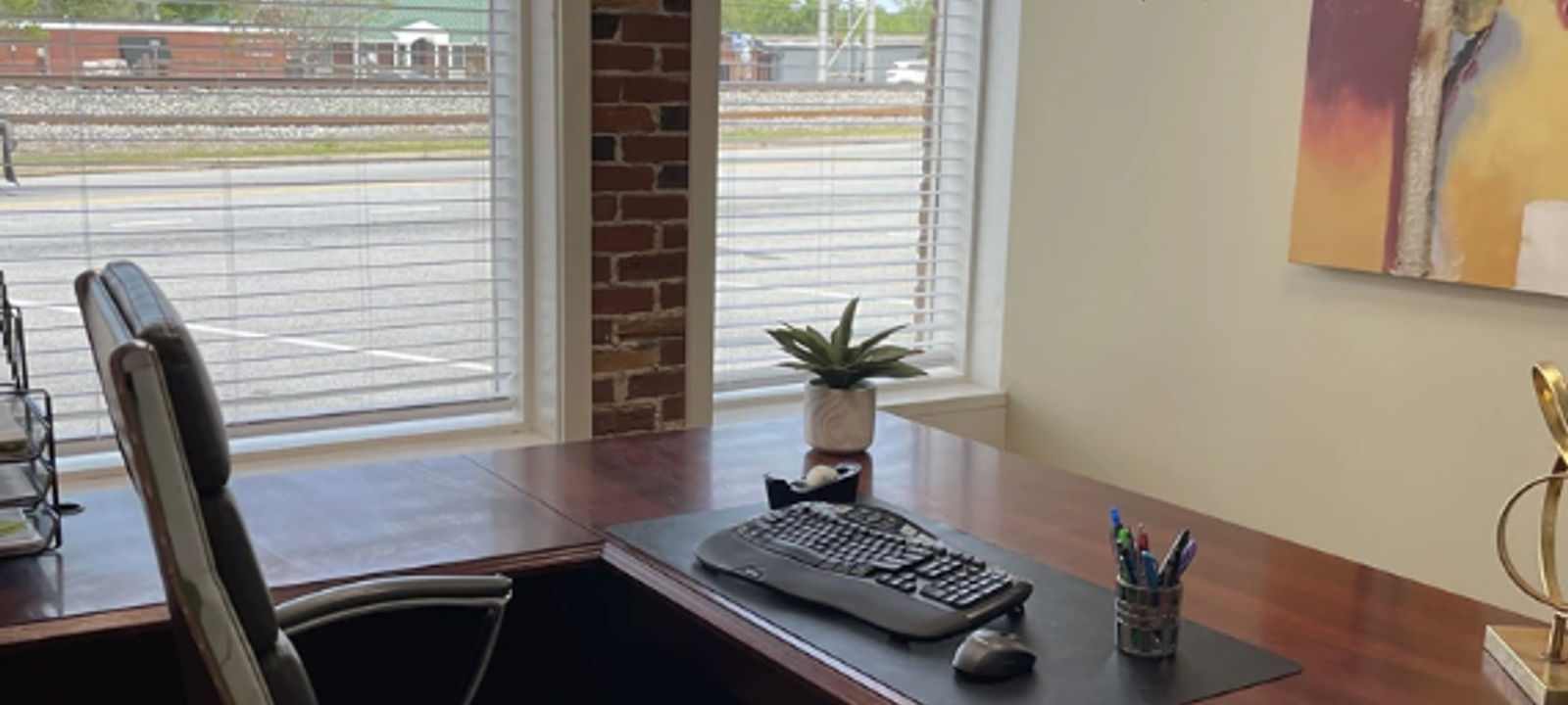 112 W Montgomery St, Villa Rica - Image 1