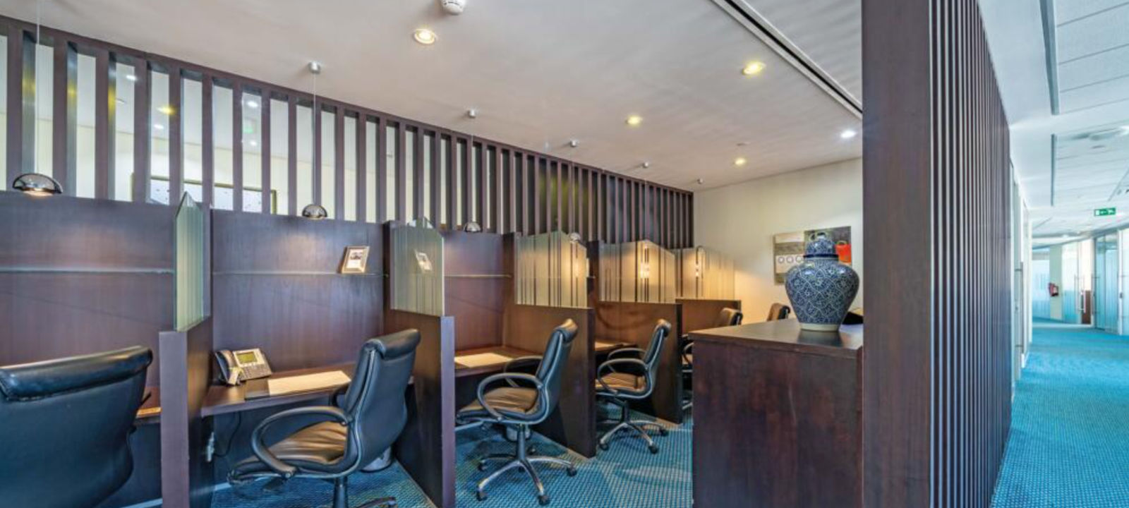 Corniche Road, Abu Dhabi - Image 1