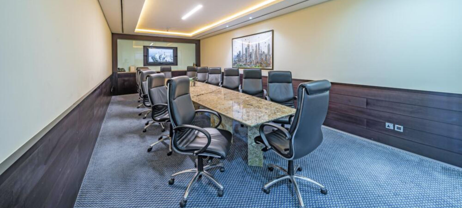 Corniche Road, Abu Dhabi - Image 1