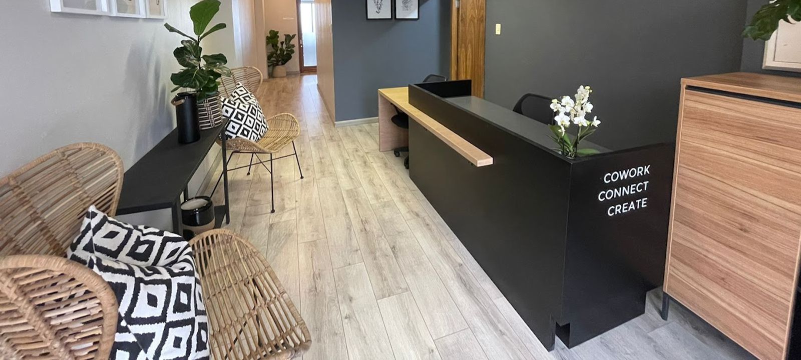 54 Adelaide Tambo Dr, Durban North - Image 1