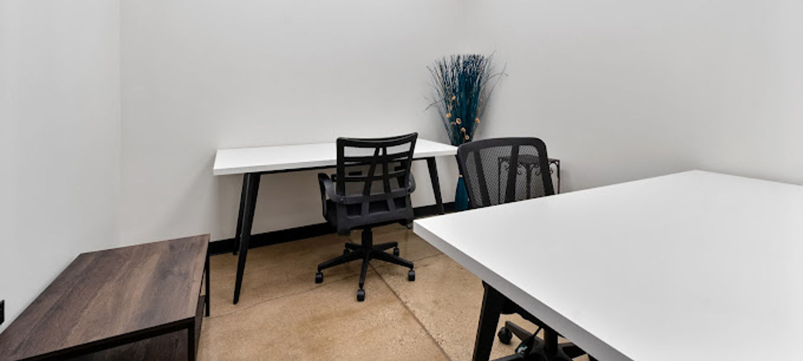 7358 Lincoln Ave, Lincolnwood - Image 1