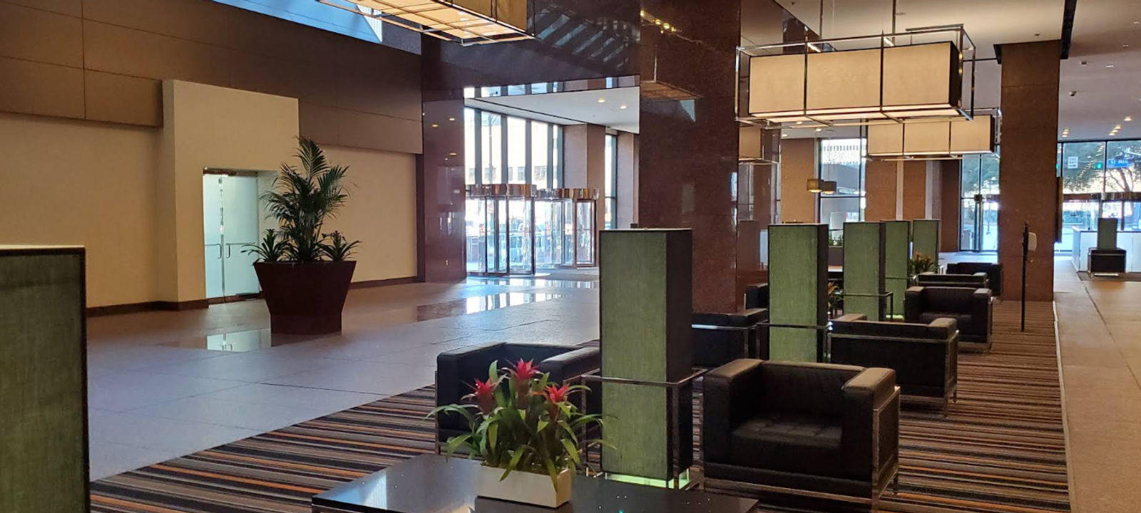 1700 Pacific Ave, Dallas - Image 1