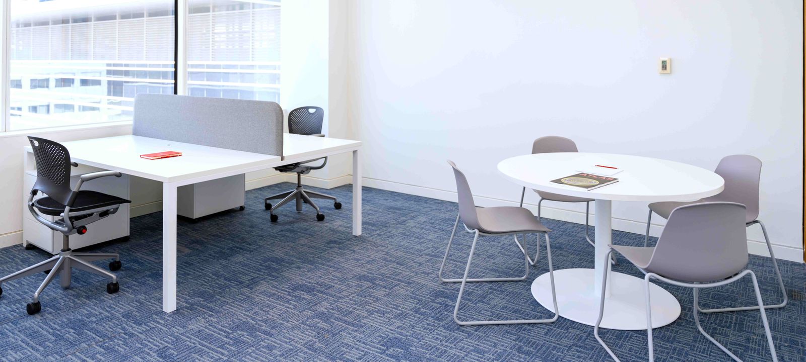 Convention Tower, Sheikh Zayed Road, Dubai - Image 1