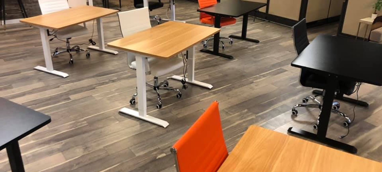 375 Main Ave Ne, Hickory - Image 1