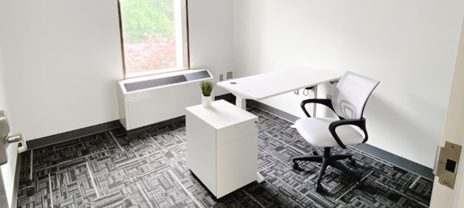 2807 N Parham Rd, Richmond - Image 1