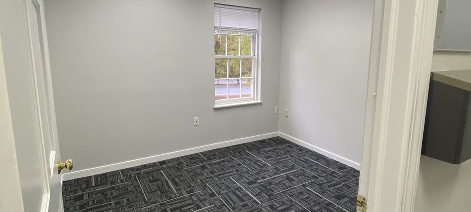 605 N Courthouse Rd, Richmond - Image 1