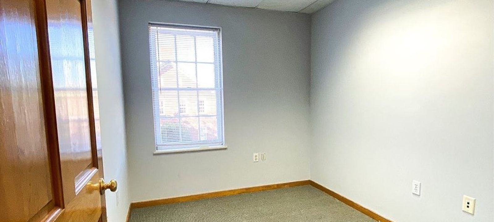 605 N Courthouse Rd, Richmond - Image 1